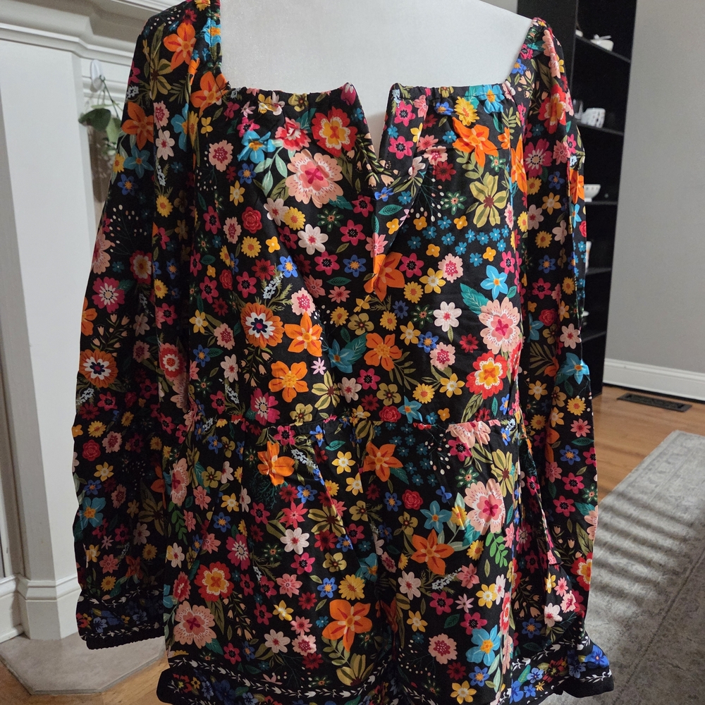 BloomChic Floral Blouse - Multicolor Plus